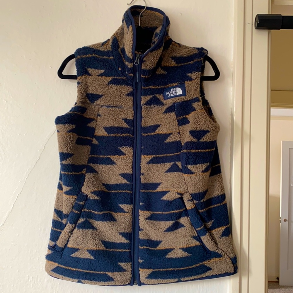 North face fuzzy vest